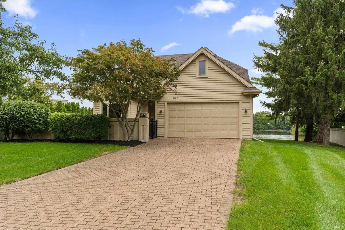 817 Bittersweet Cove Drive, Mishawaka, IN 46544 - #1