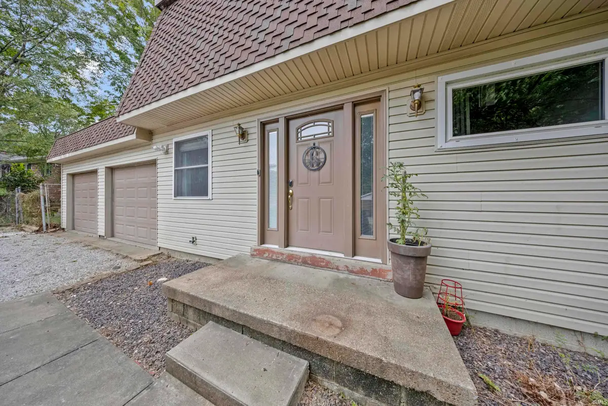 7424 Oaklawn Drive, Newburgh, IN 47630 - #1