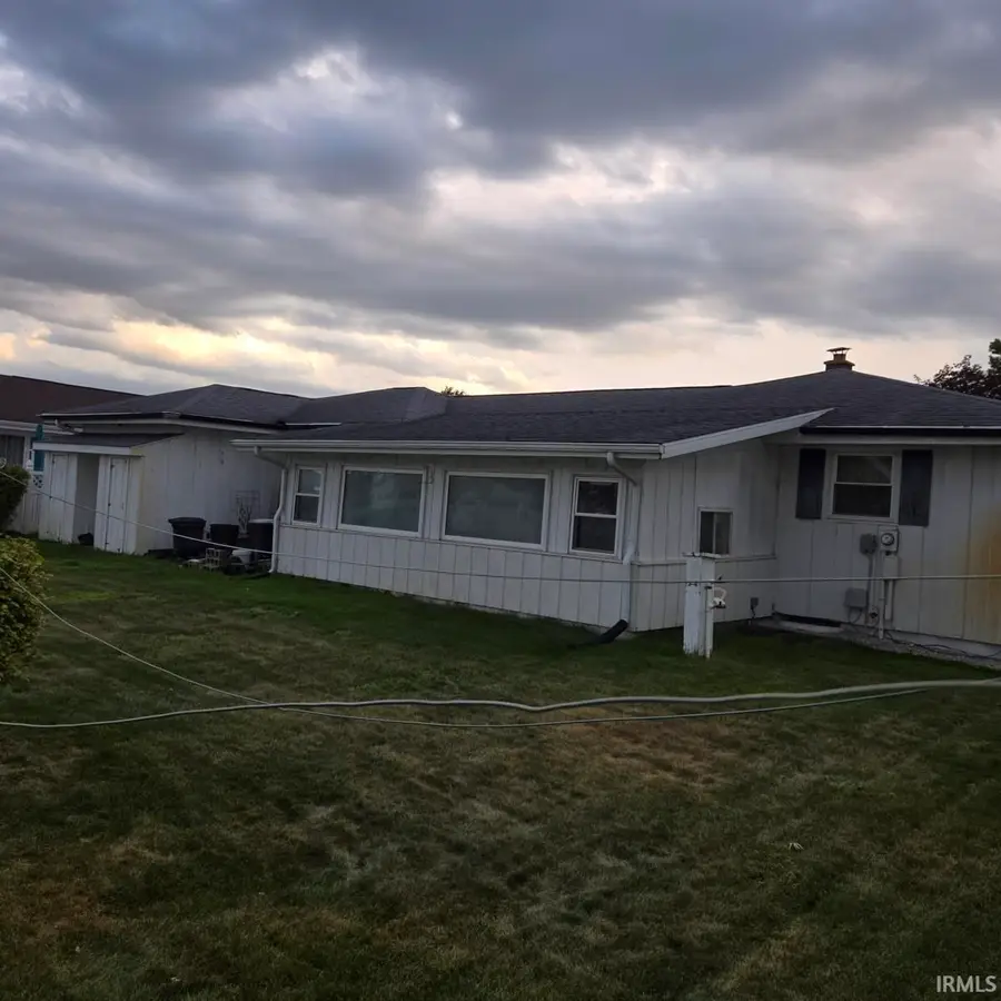 812 W 14th Street, Mishawaka, IN 46544 - #2