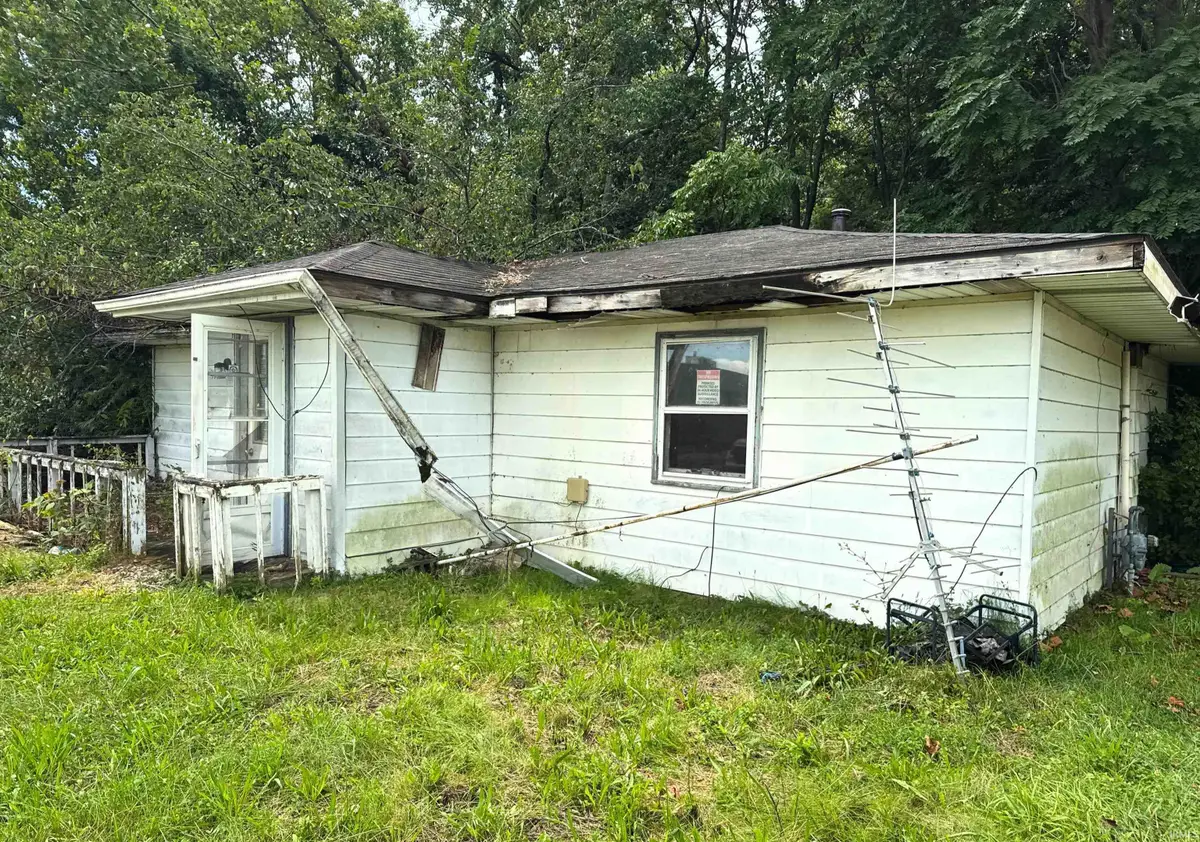 3711 S Walnut Street, Muncie, IN 47302 - #1