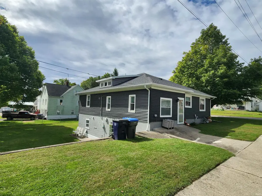 320 N Columbia Street, Warsaw, IN 46580 - #2