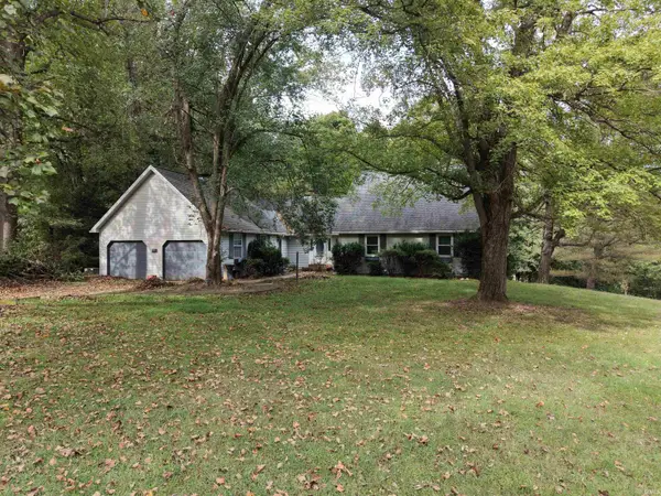 11124 Bayer Court, Evansville, IN 47712