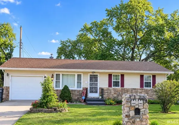 817 Fieldhouse Avenue, Elkhart, IN 46517