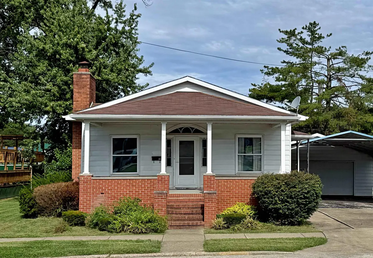 207 Church Street, Loogootee, IN 47553 - #1
