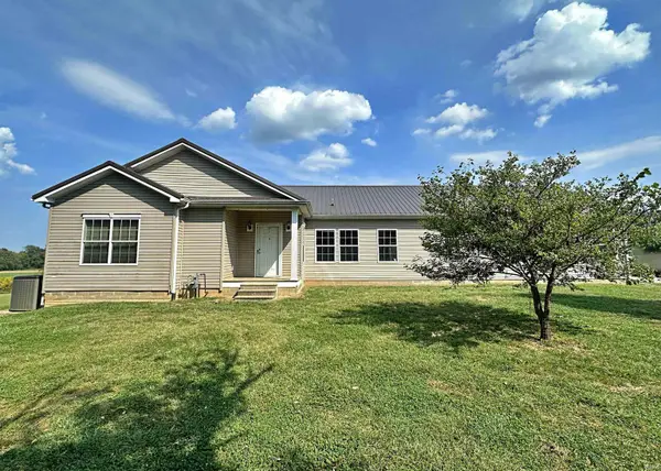 3862 N 1200 E, Loogootee, IN 47553