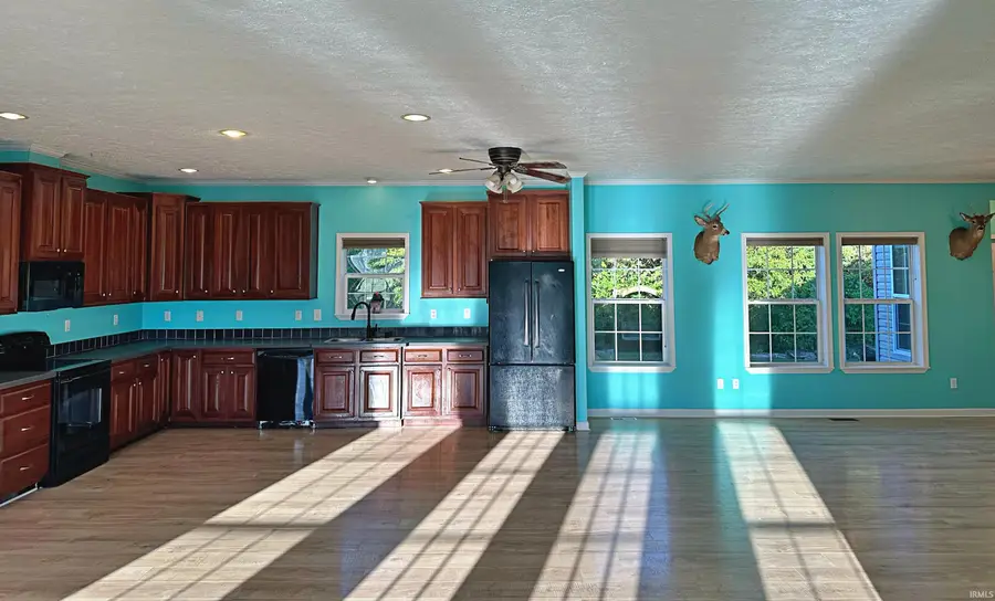 3862 N 1200 E, Loogootee, IN 47553 - #3