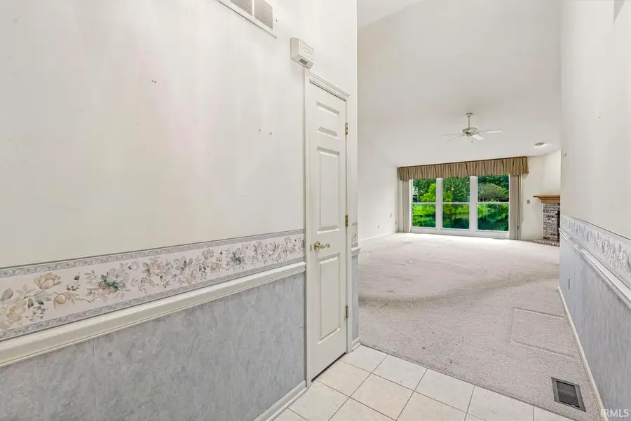 5318 Larkspur Drive, South Bend, IN 46614 - #3