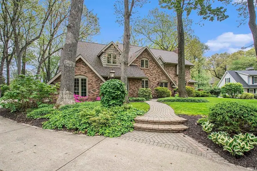 51086 Woodcliff Court, Granger, IN 46530 - #2