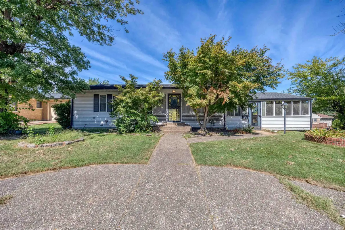 502 Linnwood Avenue, Sellersburg, IN 47172 - #1
