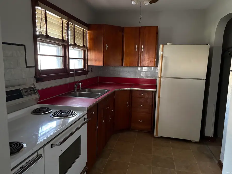 502 N Duke Street, Peru, IN 46970 - #3