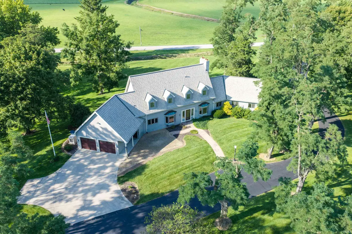 2209 E 900 N Road, Huntington, IN 46750 - #1