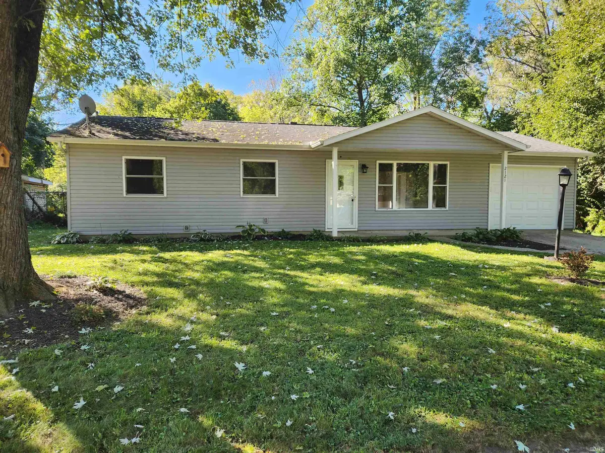 2121 W Thomas Drive, Muncie, IN 47302 - #1