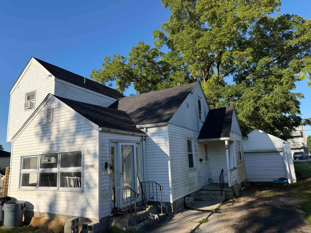 2213 N Hollywood Avenue, Muncie, IN 47304 - #1