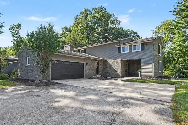 51081 Winding Waters Lane, Elkhart, IN 46514