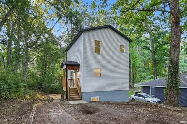 54470 Avalon Drive, South Bend, IN 46628