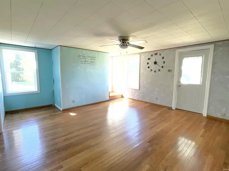 317 Center Street, Worthington, IN 47471 - #2