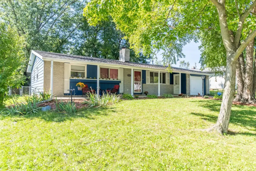 2811 Bosworth Drive, Fort Wayne, IN 46805 - #2