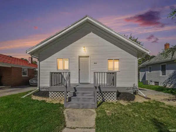 817 E Victoria Street, South Bend, IN 46614