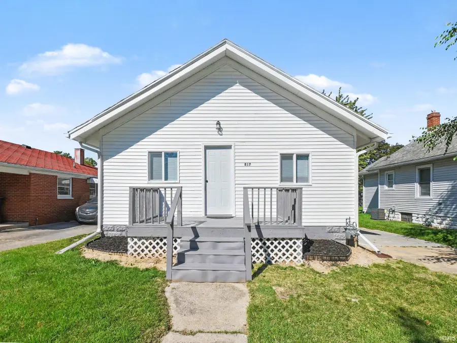 817 E Victoria Street, South Bend, IN 46614 - #2