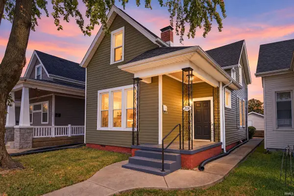 208 E Delaware Street, Evansville, IN 47711