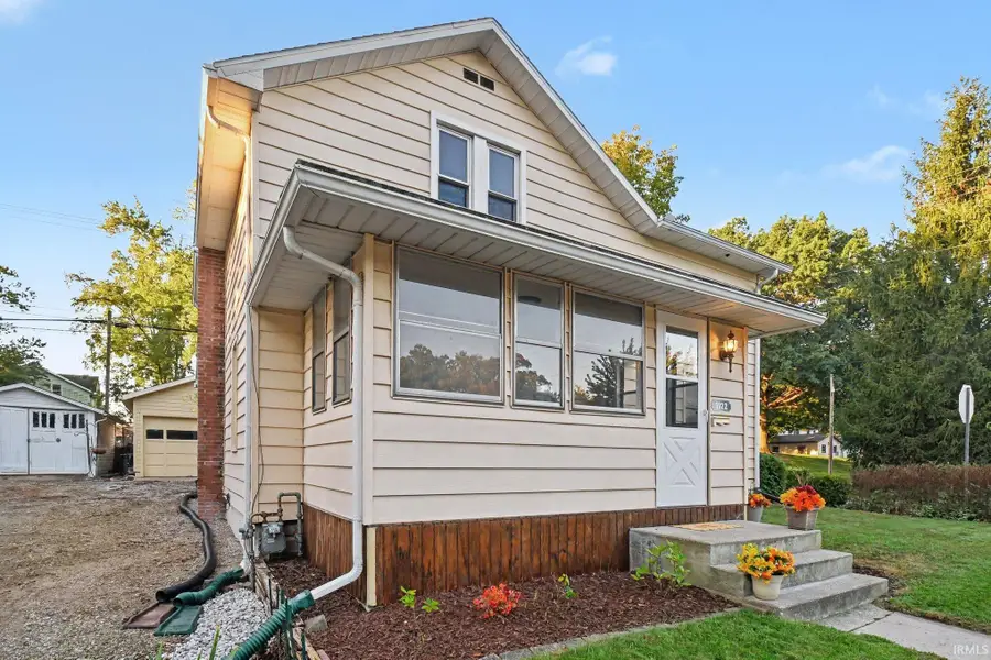 1022 W Lincoln Avenue, Goshen, IN 46526 - #2