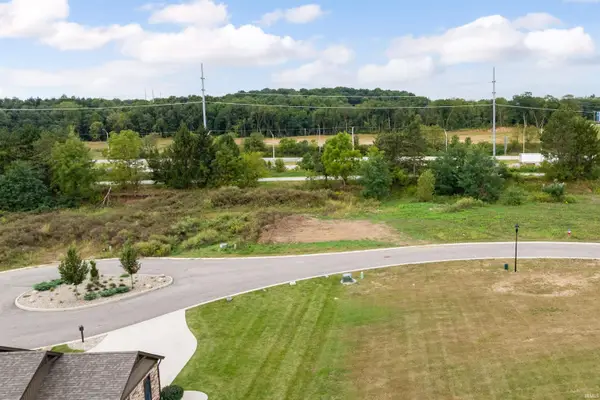 3289 Blarney Drive, South Bend, IN 46628
