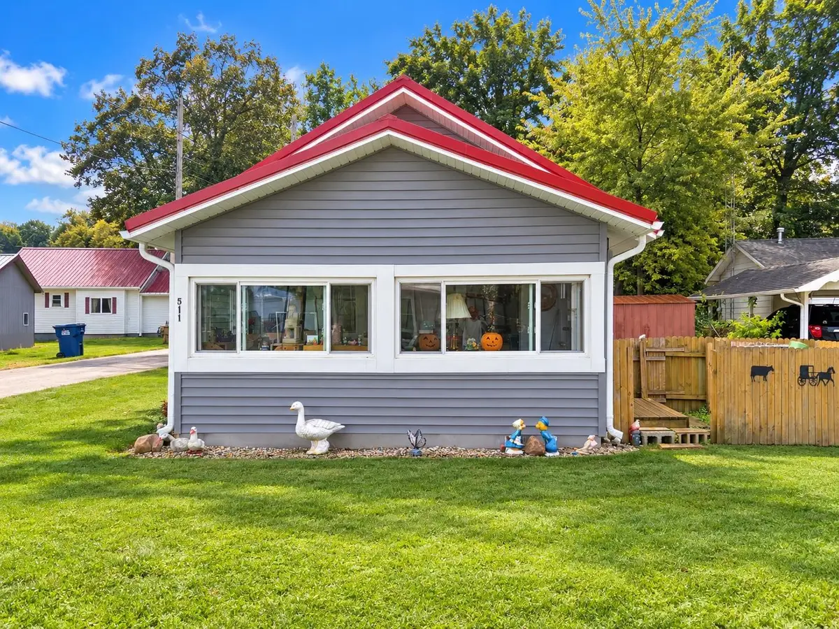 511 W Shutt Avenue, Silver Lake, IN 46982 - #1