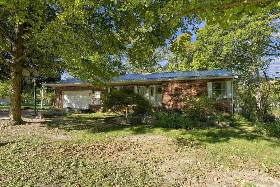16 S Stickler Road, Columbia City, IN 46725 - #3
