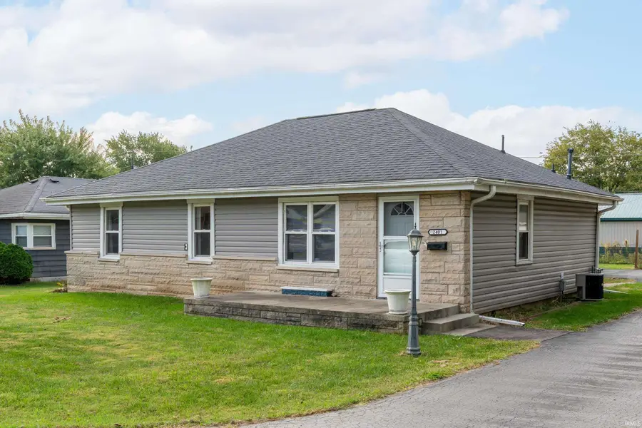 2401 W 11th Street, Muncie, IN 47302 - #2