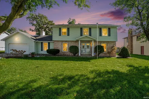 52566 Farmingdale Drive, Granger, IN 46530