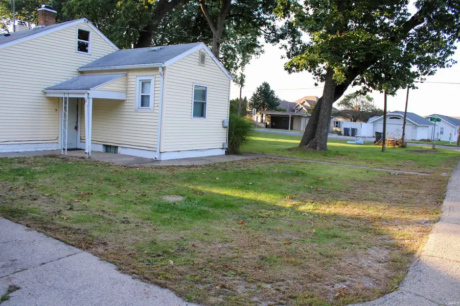 26170 Lake Drive, Elkhart, IN 46514 - #2