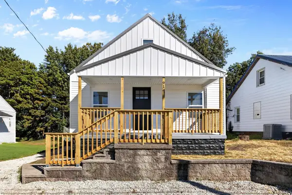 914 W Division Road, Jasper, IN 47546