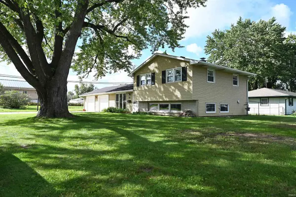 406 Twillo Run Drive, New Haven, IN 46774