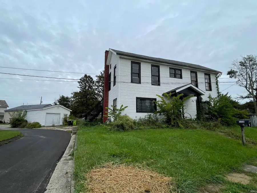 558 Iva Street, Huntington, IN 46750 - #2