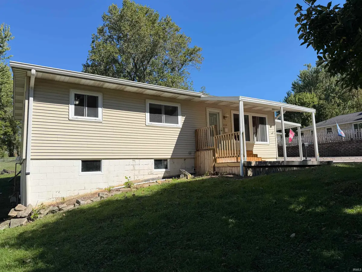 202 W Chester Drive, Ellettsville, IN 47429 - #1