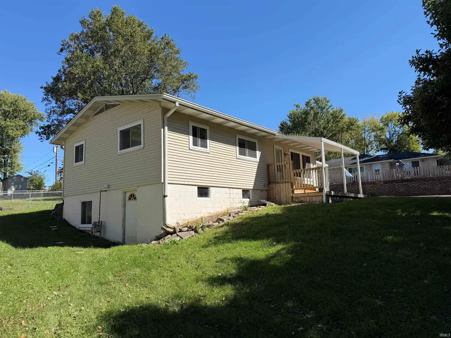 202 W Chester Drive, Ellettsville, IN 47429 - #2