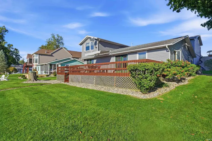 7989 N Arnold Road, Columbia City, IN 46725 - #2