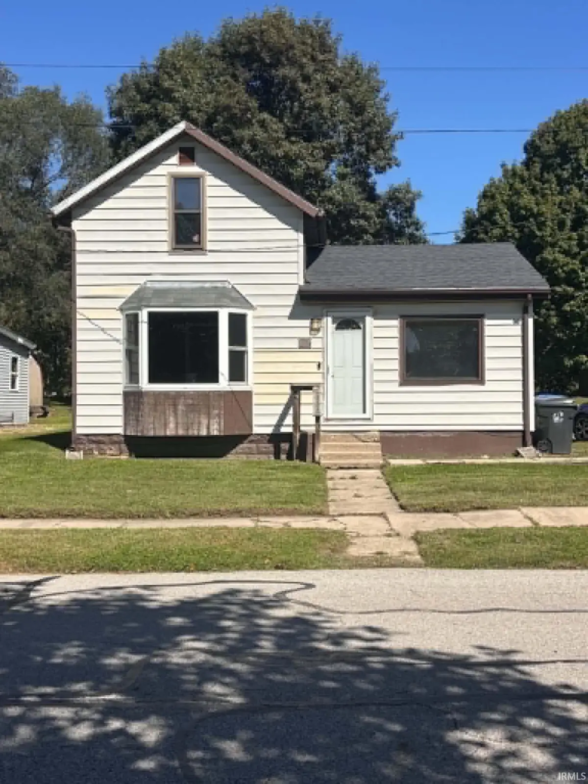 407 E Swihart Street, Columbia City, IN 46725 - #1
