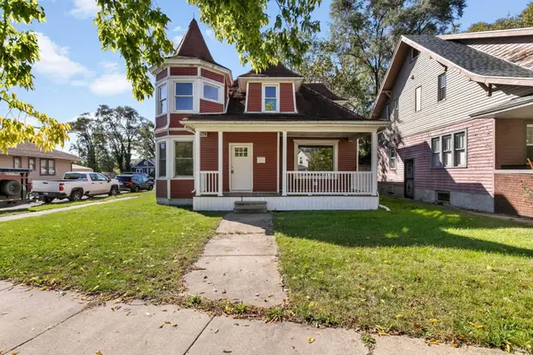 1212 Lincoln Way, South Bend, IN 46628