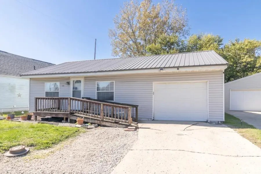 1421 S 25th Street, New Castle, IN 47362 - #3