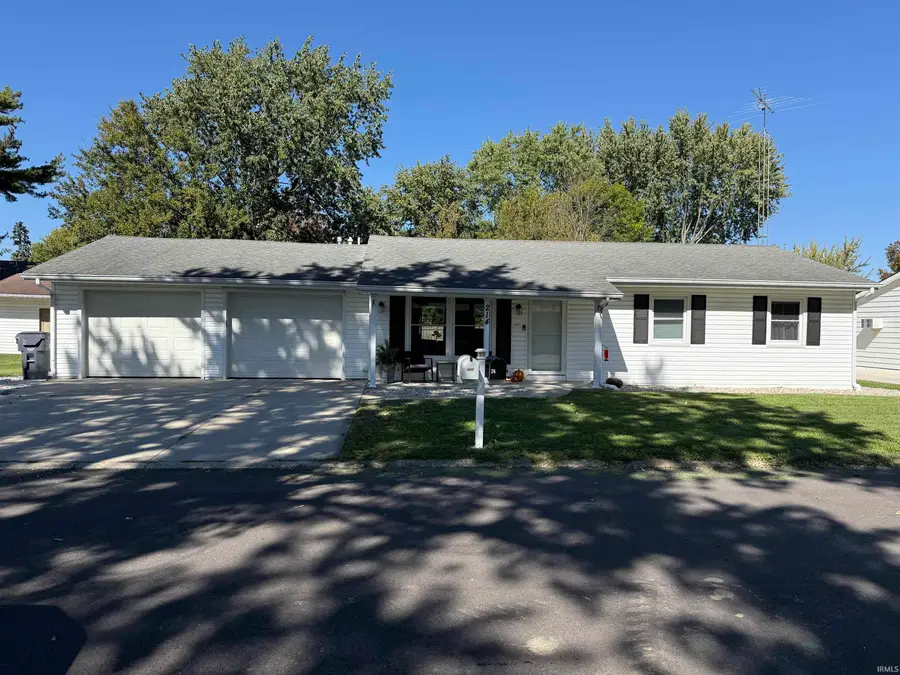 214 E Walnut Street, Dunkirk, IN 47336 - #2