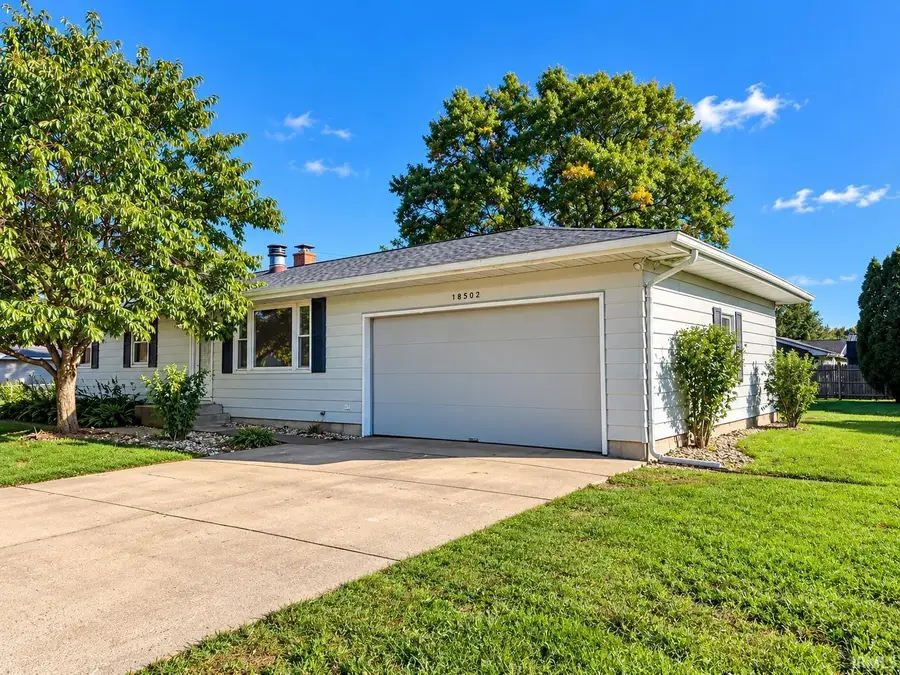 18502 Victoria Drive, Goshen, IN 46526 - #2