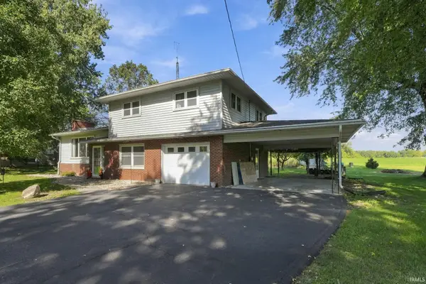 1715 E Springhill Road, Warsaw, IN 46580