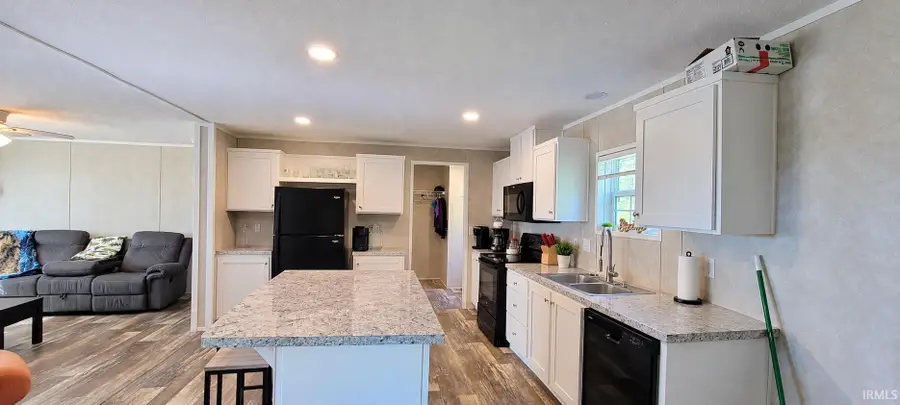 4391 E County Road 900 N, Shelburn, IN 47879 - #3