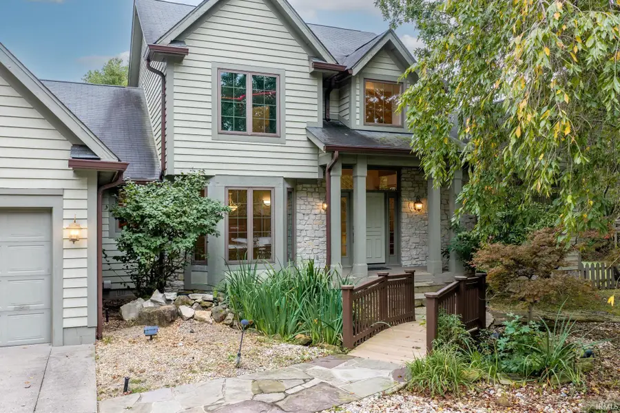 2605 S Trotters Run, Bloomington, IN 47401 - #2