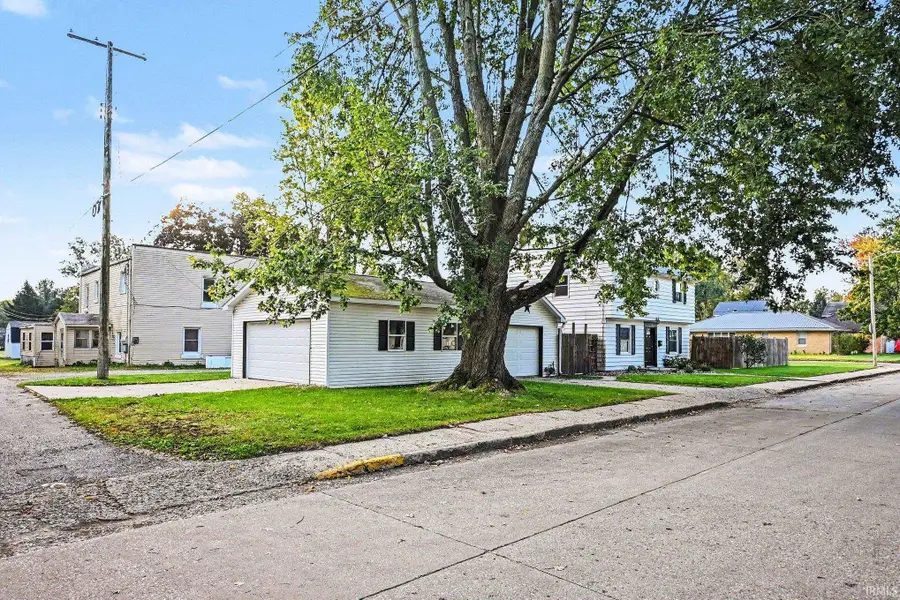 701 N Elm Street, Nappanee, IN 46550 - #2