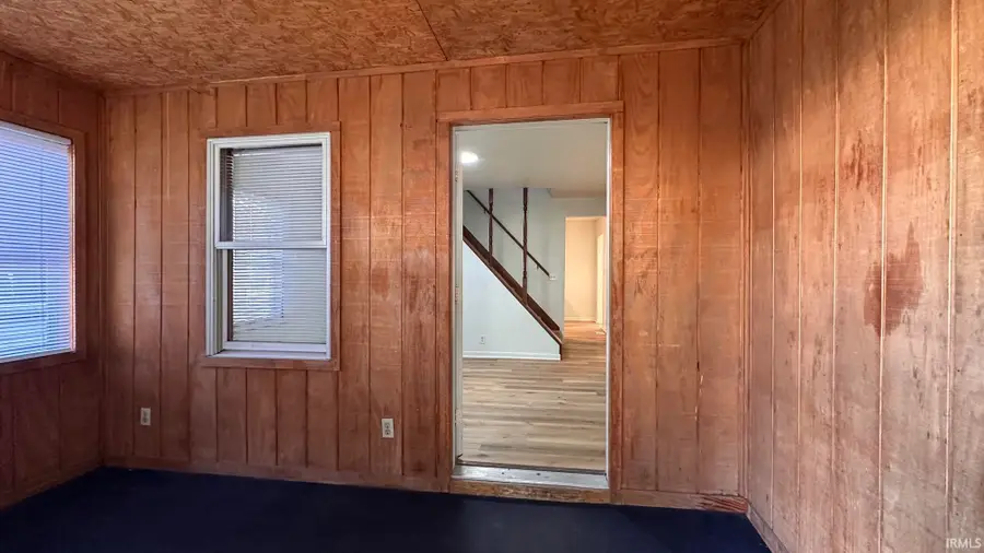 727 W Garfield Avenue, Elkhart, IN 46516 - #3