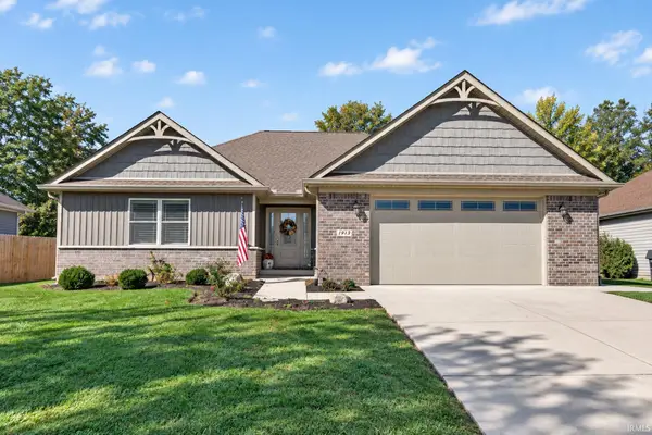 1913 N Sandal Wood Drive, Yorktown, IN 47396