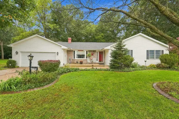 13705 Old Creek Court, Mishawaka, IN 46545
