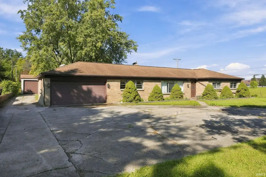 6725 Coldwater Road, Fort Wayne, IN 46825 - #3